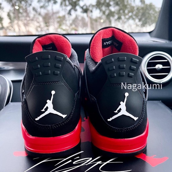 ❤️‍🔥 nike air Jordan 4 retro thunder red - Picture 2 of 4